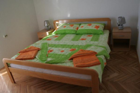 Karolina Guest House